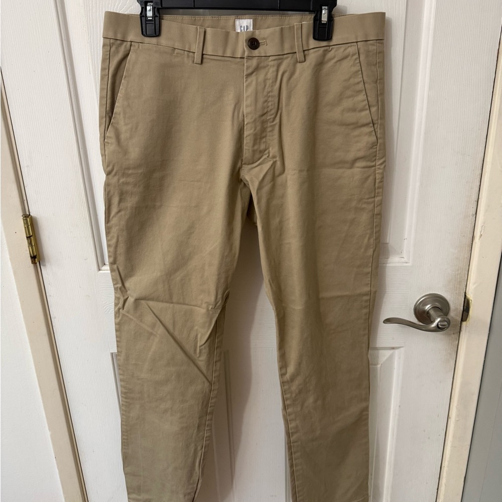 GAP Men's Khaki Chinos